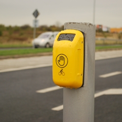 PDP-W - Sensorowy przycisk dla pieszych z wibratorem i systemem nagłaśniania przejścia.